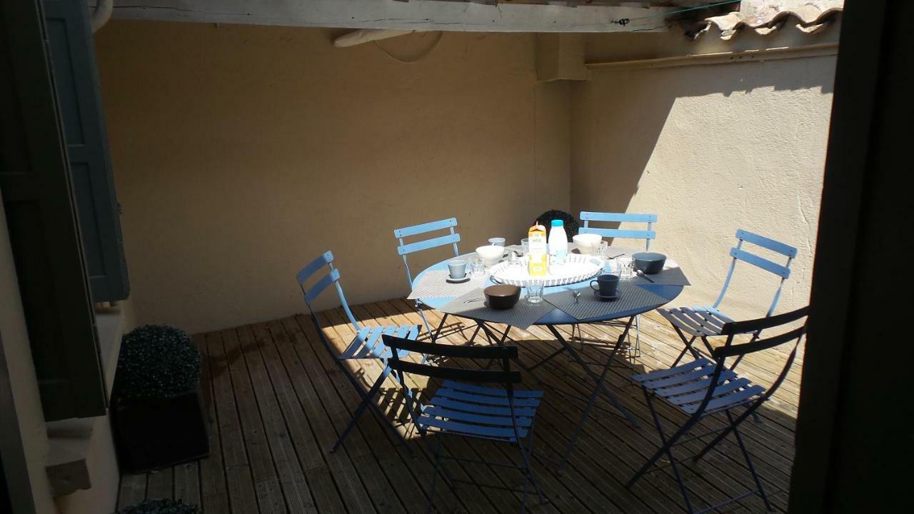 spacieux logement face à la Cité Médievale Carcassonne Exterior foto